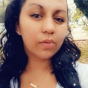 Meet your Posher, Candace